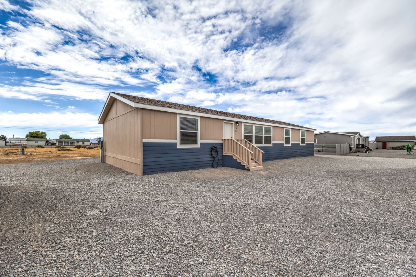 381 East Pechstein Road Pahrump, NV 89060 - Photo 4 of 46