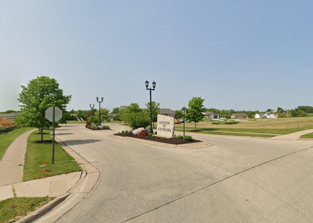 1685 Cornerstone Circle Platteville, WI 53818 - Photo 2 of 5