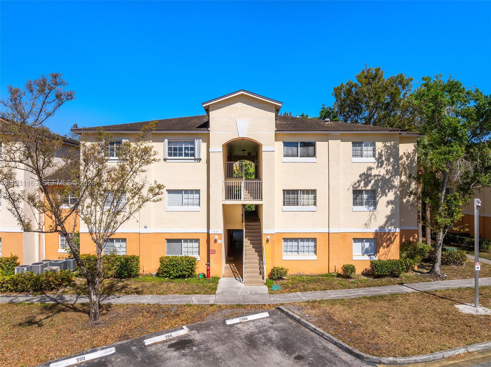3700 North 56th Avenue, Unit 1012 Hollywood, FL 33021 - Photo 14 of 15 a front view of a building