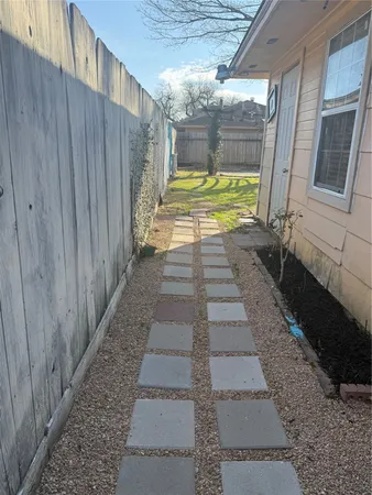$1,300 | 11008 Misty Summit Drive, Houston, TX 77086