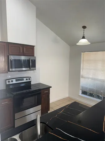 $1,300 | 11008 Misty Summit Drive, Houston, TX 77086