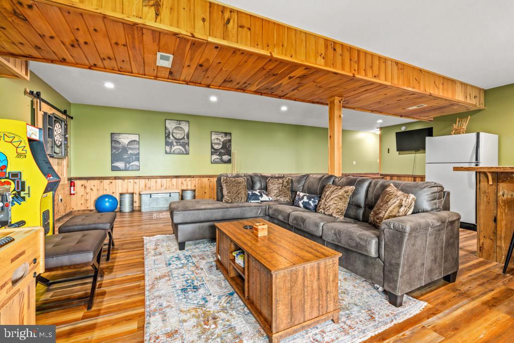 2702 Supinlick Ridge Road Mount Jackson, VA 22842 - Photo 52 of 65 Lower level - family room