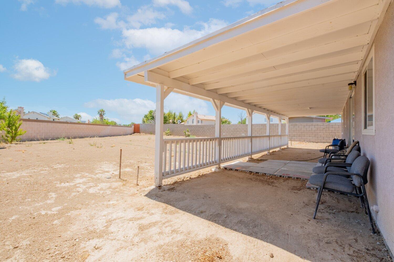 44628 Shadowcrest Drive Lancaster, CA 93536 - Photo 21 of 23 a view of a backyard