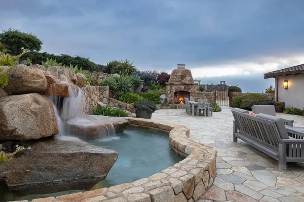 $13,500,000 | 31453 Highway 1, Carmel, CA 93923