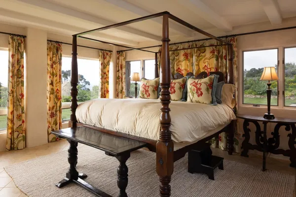 $13,500,000 | 31453 Highway 1, Carmel, CA 93923