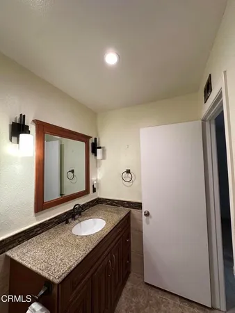 $4,800 | 29116 Hillrise Drive, Agoura Hills, CA 91301