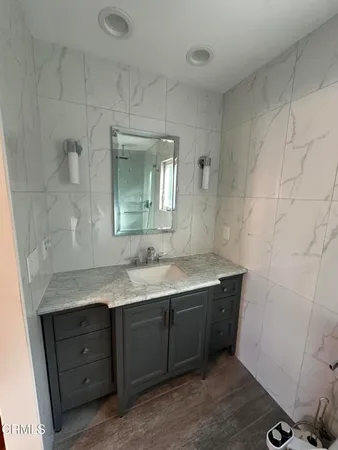 $4,800 | 29116 Hillrise Drive, Agoura Hills, CA 91301