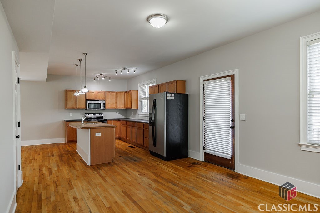 159 Marlin Street Athens, GA 30601 - Photo 8 of 40