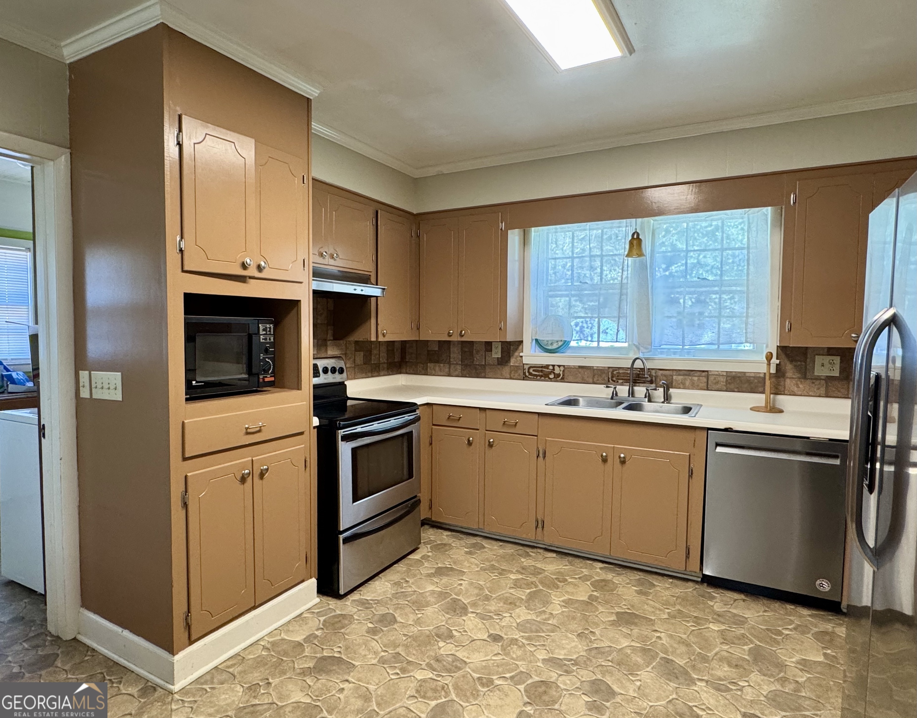 324 North Rhodes Street Union Point, GA 30669 - Photo 30 of 94