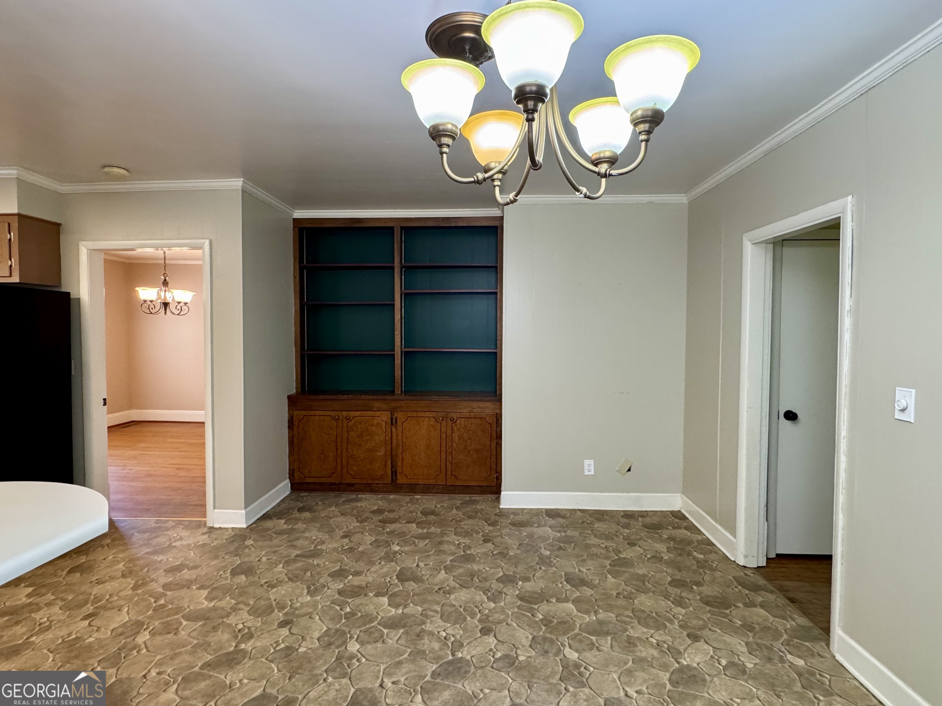 324 North Rhodes Street Union Point, GA 30669 - Photo 34 of 94 an empty room with closet and windows