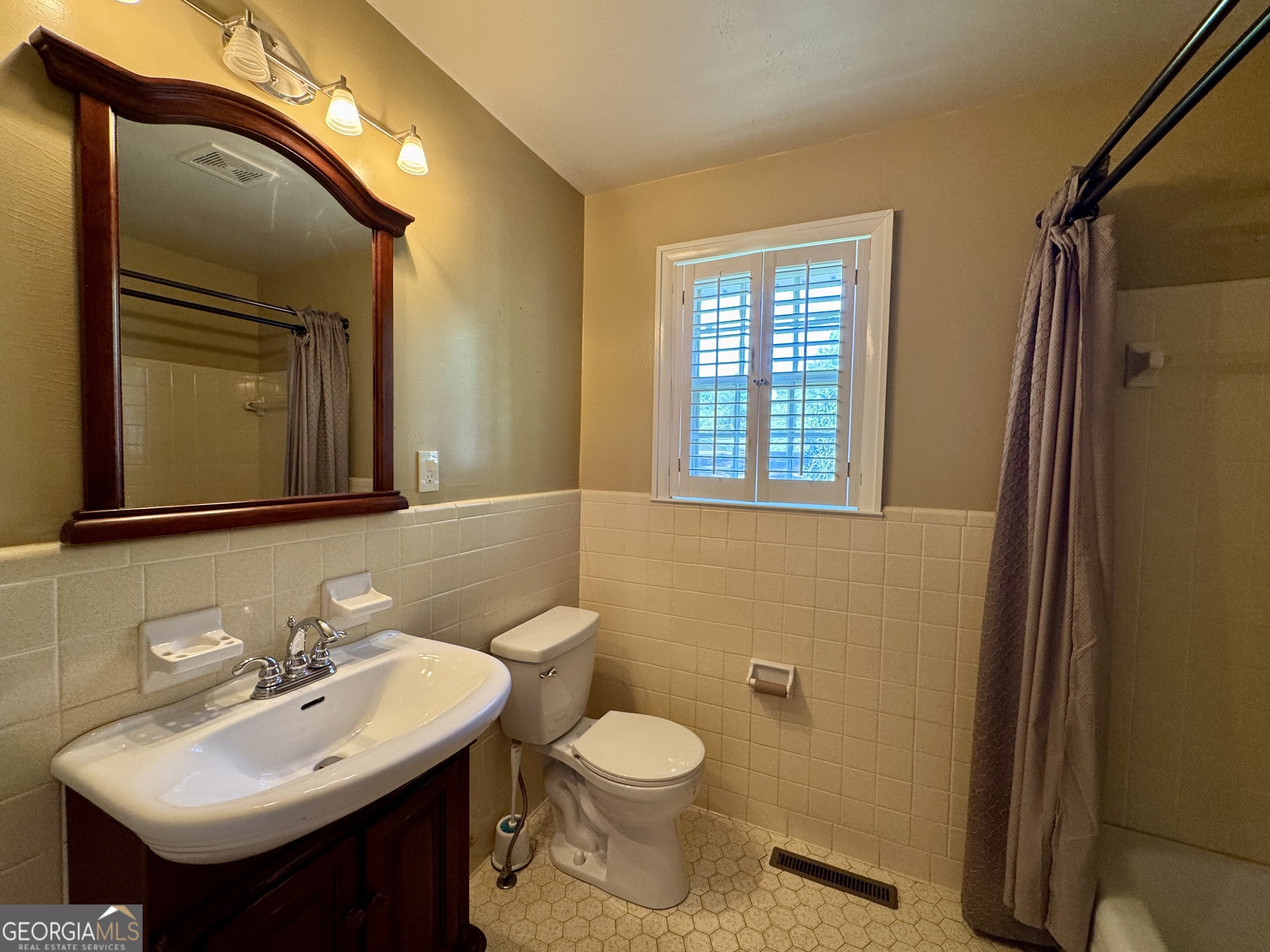 324 North Rhodes Street Union Point, GA 30669 - Photo 48 of 94