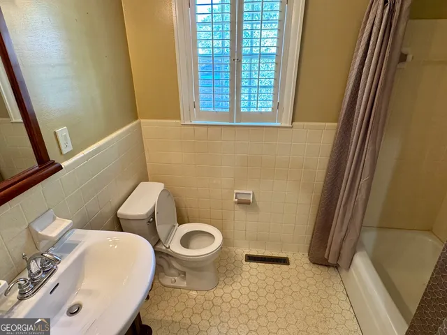 $269,000 | 324 North Rhodes Street, Union Point, GA 30669