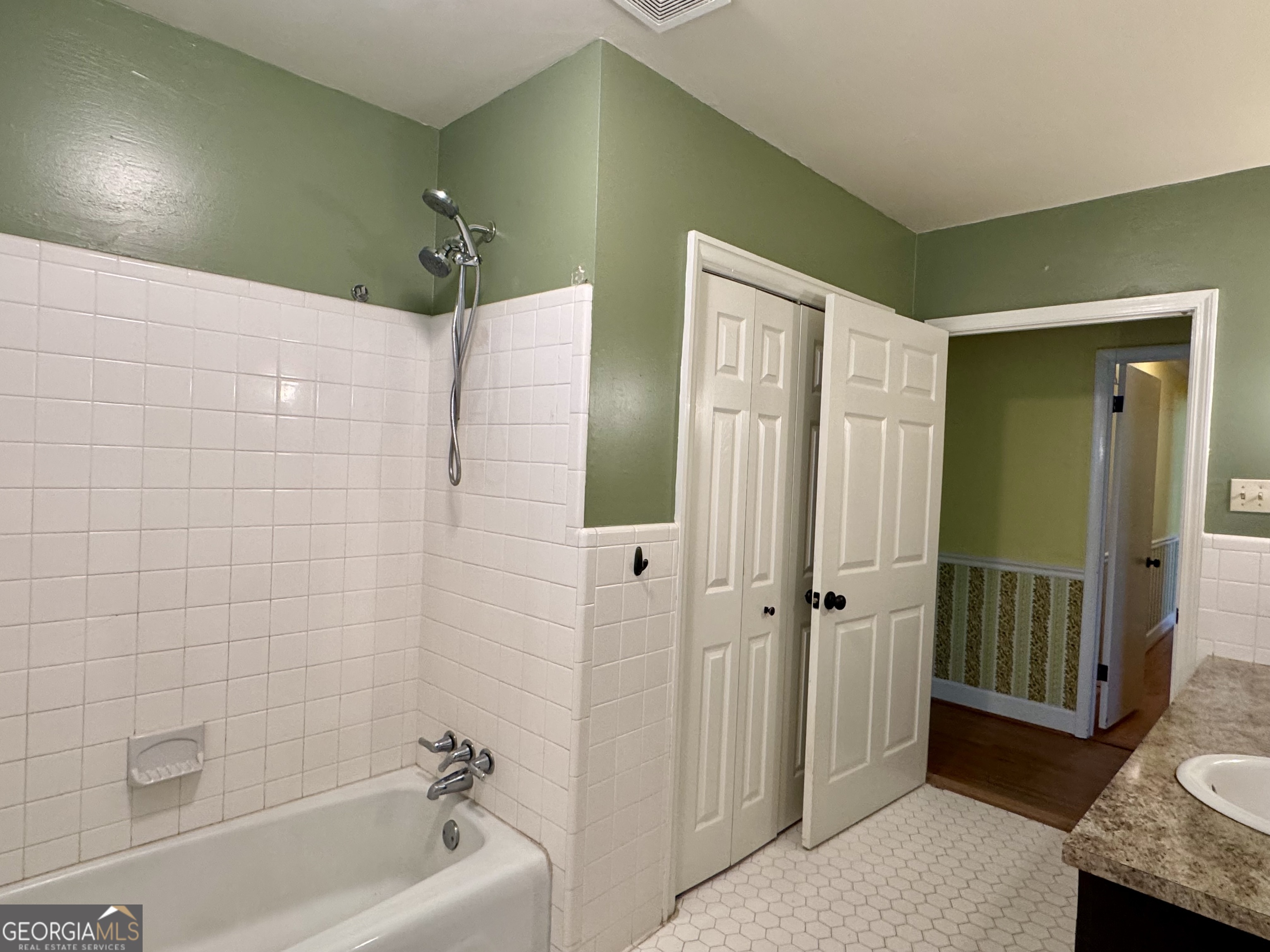 324 North Rhodes Street Union Point, GA 30669 - Photo 68 of 94