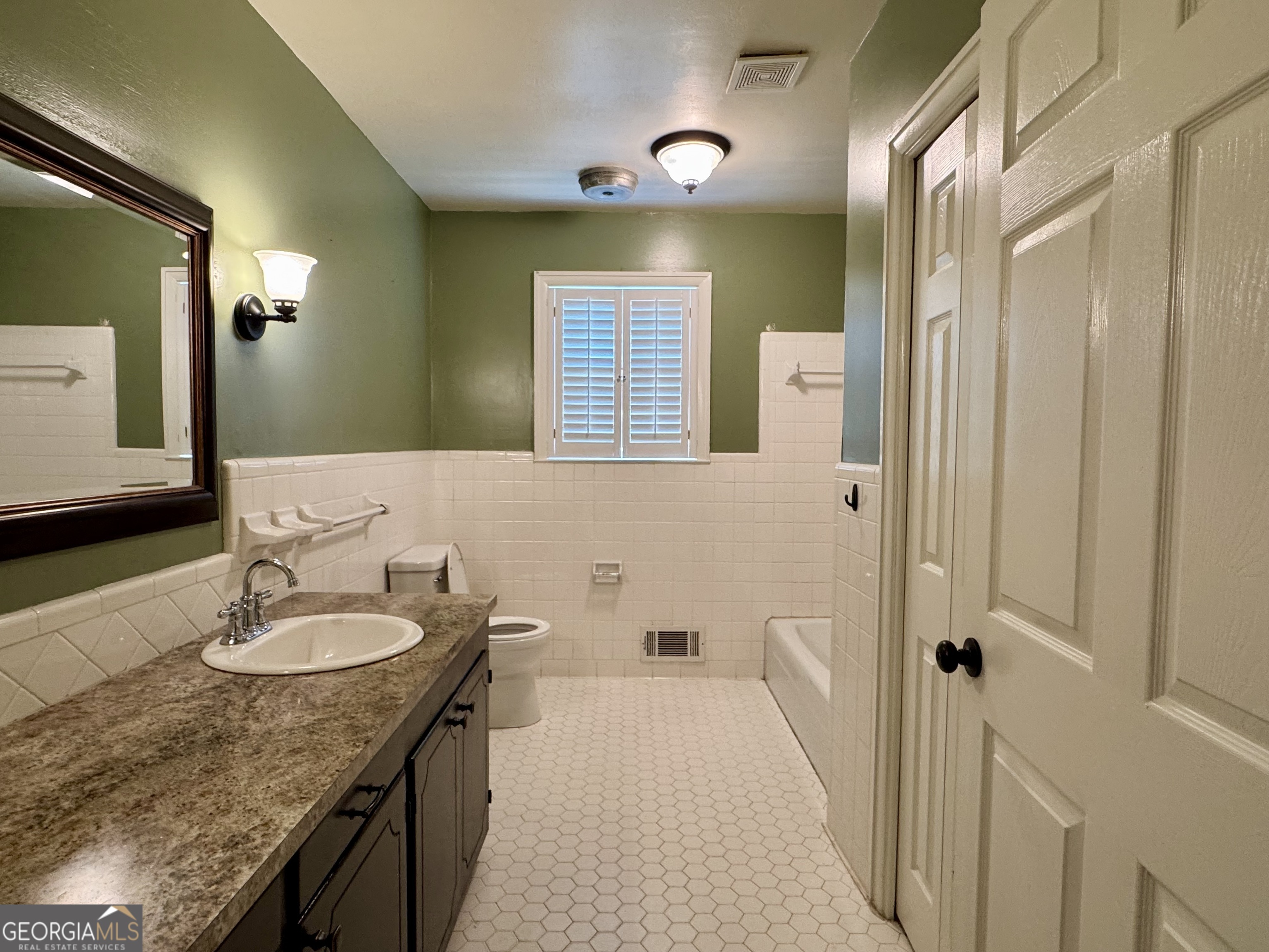 324 North Rhodes Street Union Point, GA 30669 - Photo 70 of 94