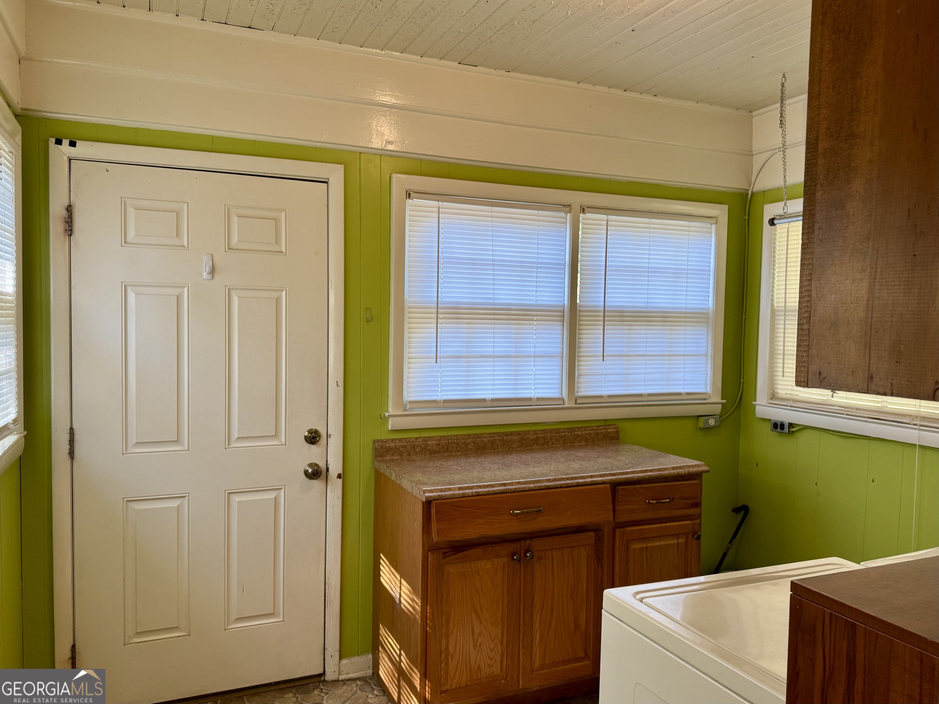 324 North Rhodes Street Union Point, GA 30669 - Photo 80 of 94