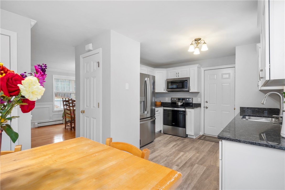 654 Steere Farm Road Burrillville, RI 02830 - Photo 6 of 40