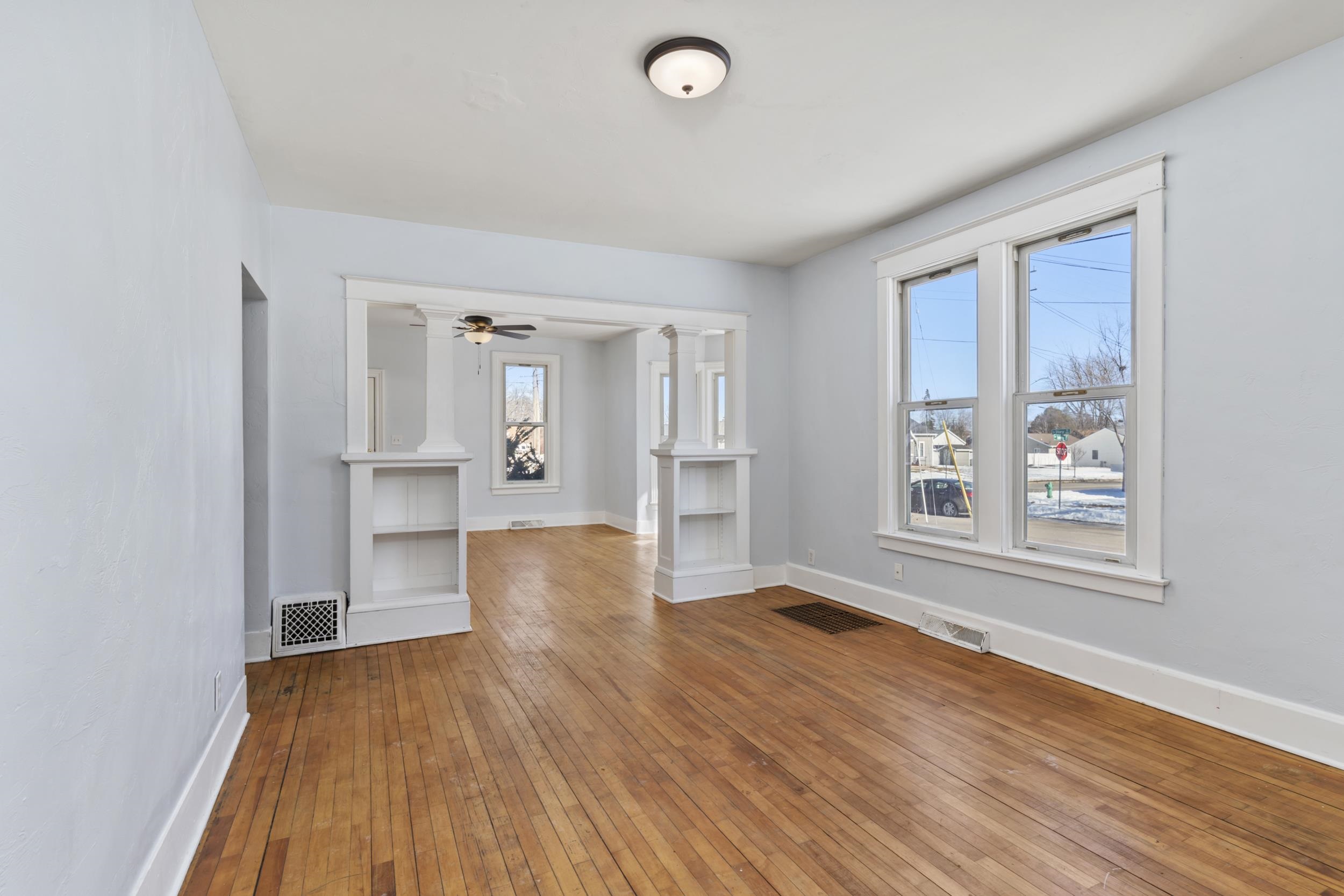 1003 West Spencer Street Appleton, WI 54914 - Photo 9 of 21