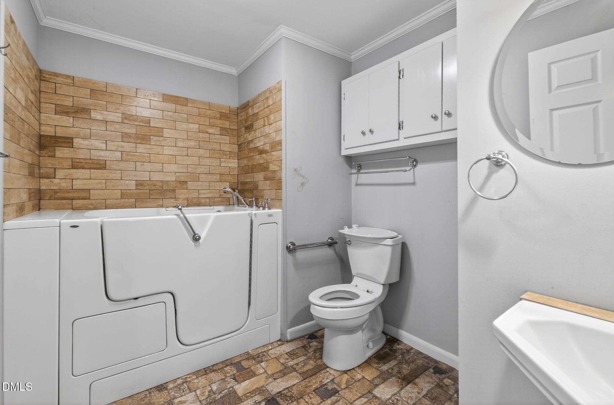 121 Old Moore Road Selma, NC 27576 - Photo 20 of 40 18-web-or-mls-121 Old Moore-26