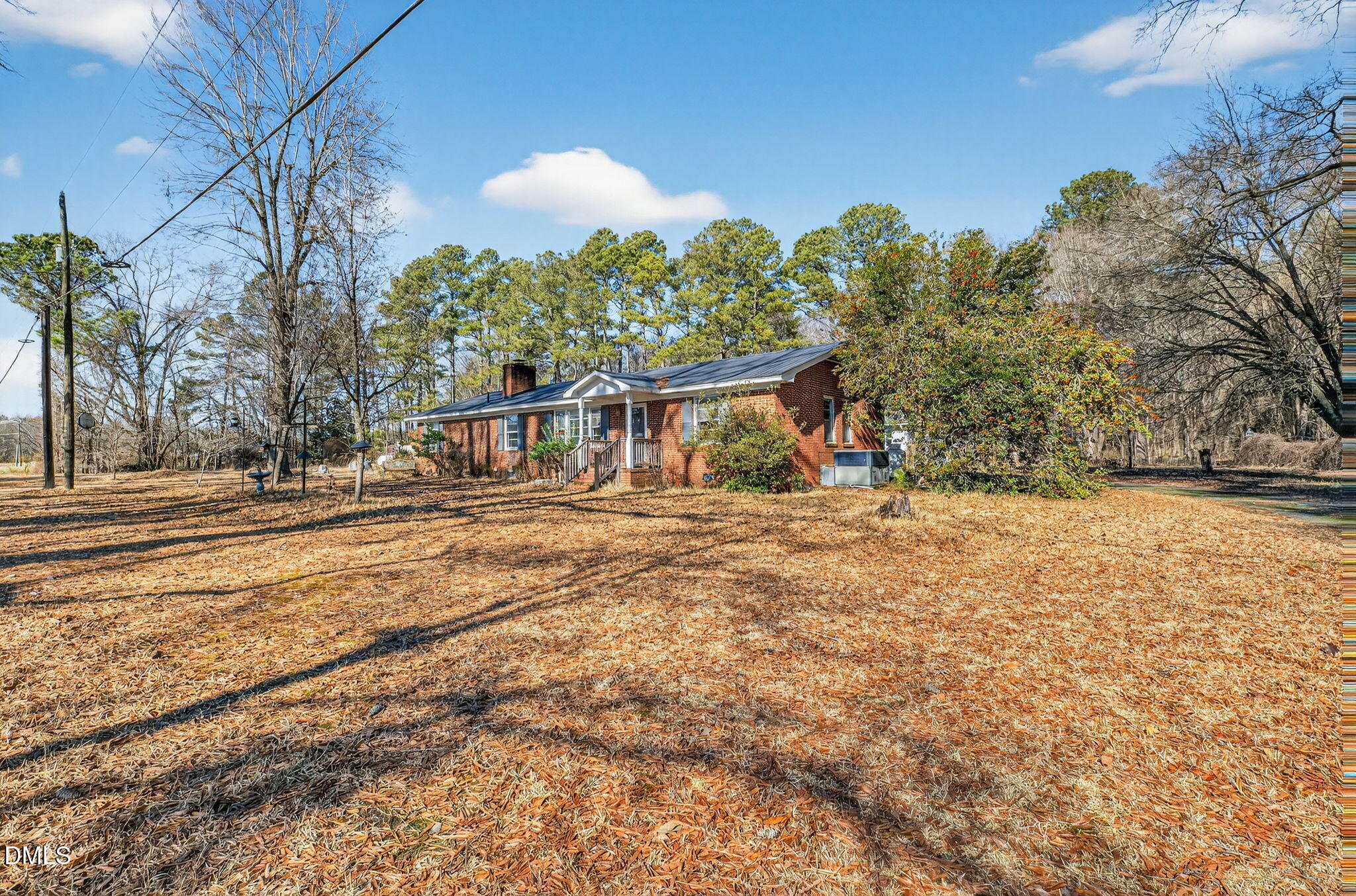 121 Old Moore Road Selma, NC 27576 - Photo 4 of 40 5-web-or-mls-121 Old Moore-3