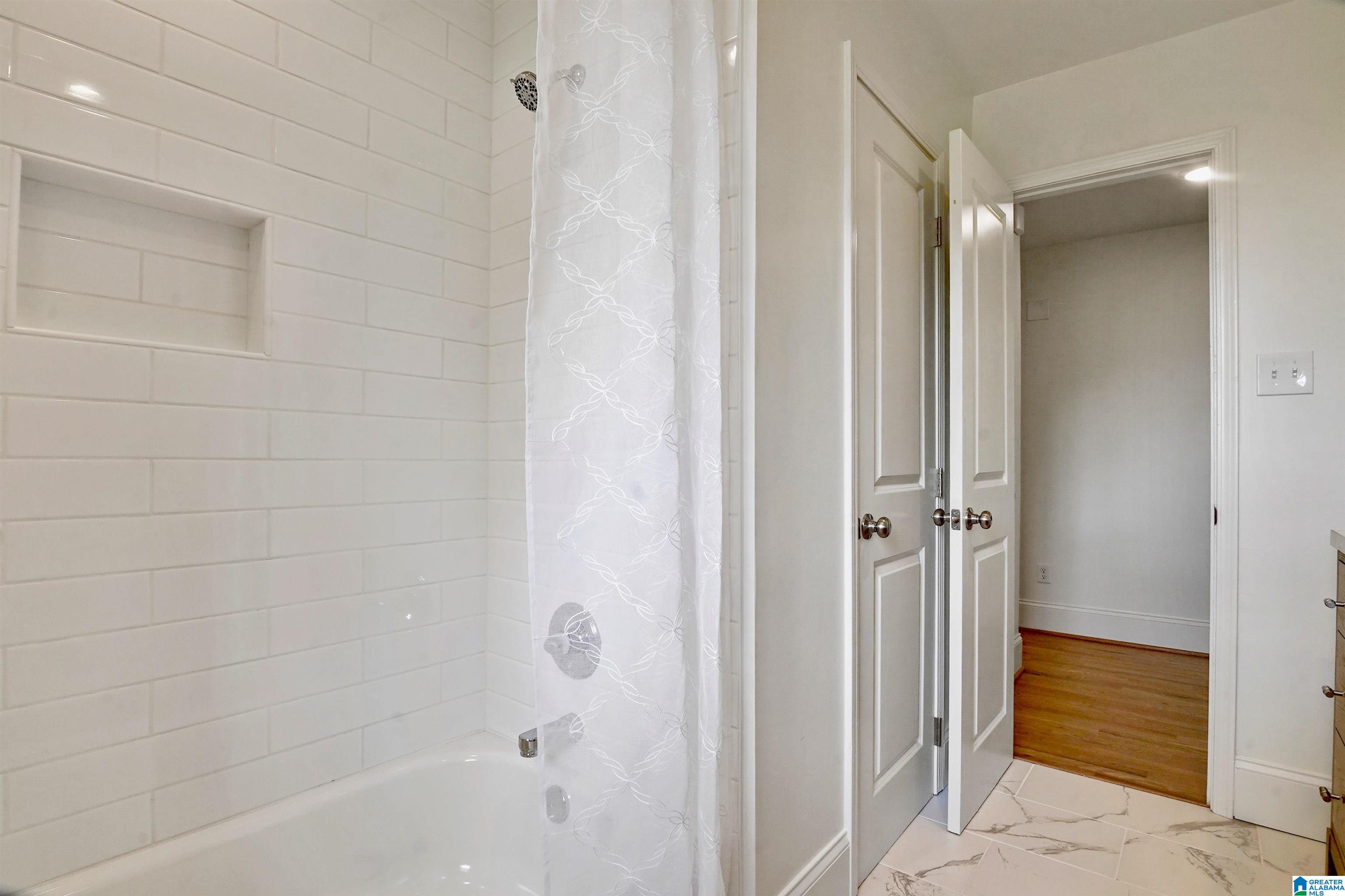 135 Shades Crest Road Birmingham, AL 35226 - Photo 25 of 62