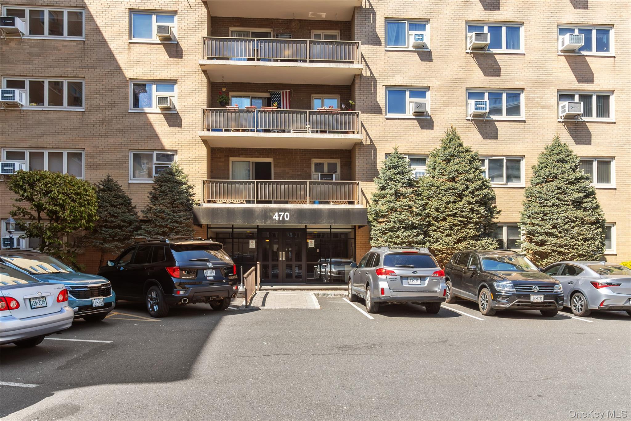 470 Halstead Avenue, Unit 6V Harrison, NY 10528 - Photo 3 of 30