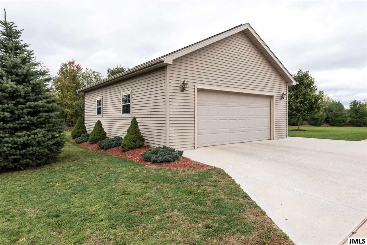 5653 South Stoney Lake Road Jackson, MI 49201 - Photo 2 of 29 Photo 2