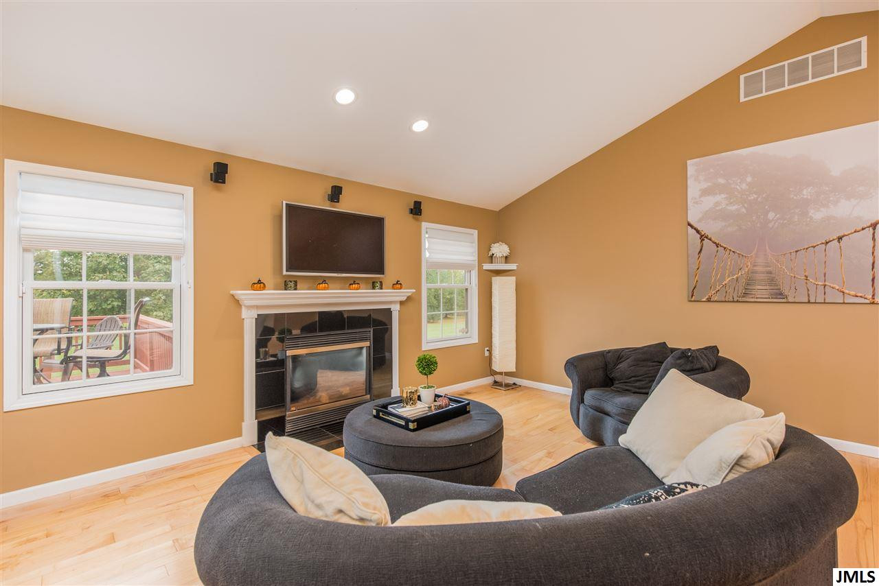 5653 South Stoney Lake Road Jackson, MI 49201 - Photo 6 of 29 Photo 6