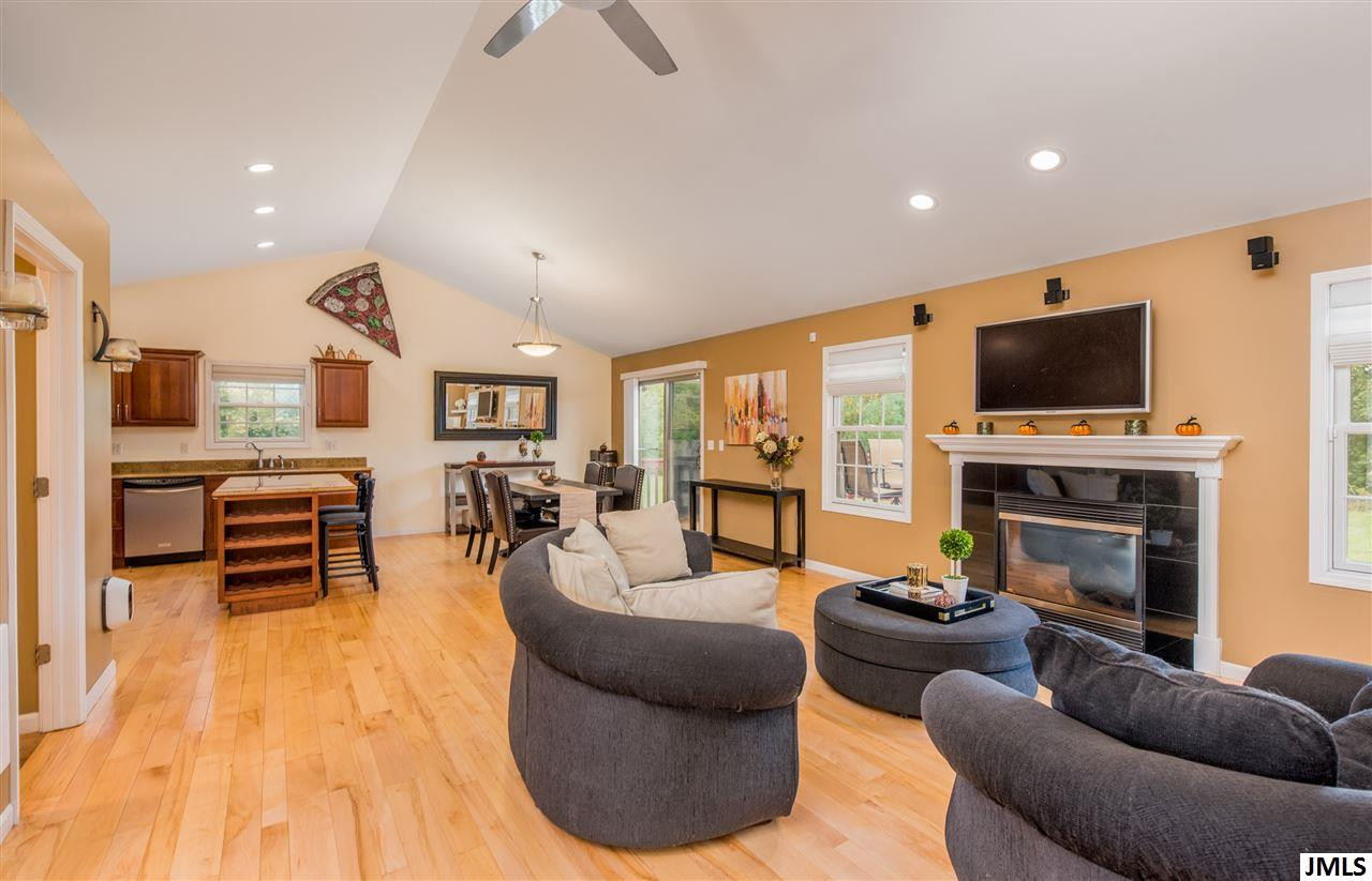 5653 South Stoney Lake Road Jackson, MI 49201 - Photo 7 of 29 Photo 7