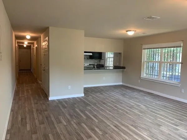 $2,500 | 3226 Navaro Street, Dallas, TX 75212