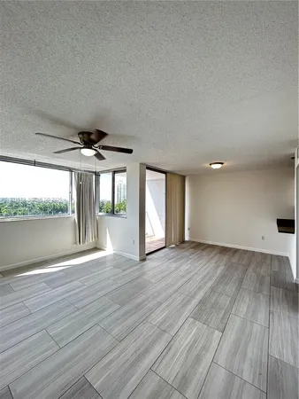$2,000 | 1700 Northwest N River Drive, Unit 909, Miami, FL 33125