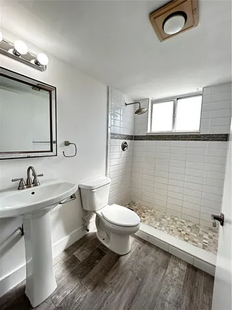 $2,000 | 1700 Northwest N River Drive, Unit 909, Miami, FL 33125