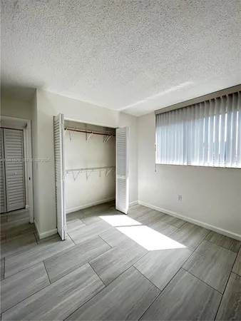 $2,000 | 1700 Northwest N River Drive, Unit 909, Miami, FL 33125