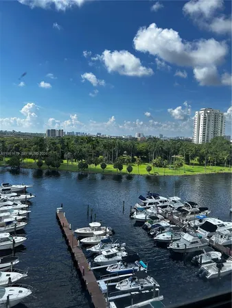 $2,000 | 1700 Northwest N River Drive, Unit 909, Miami, FL 33125