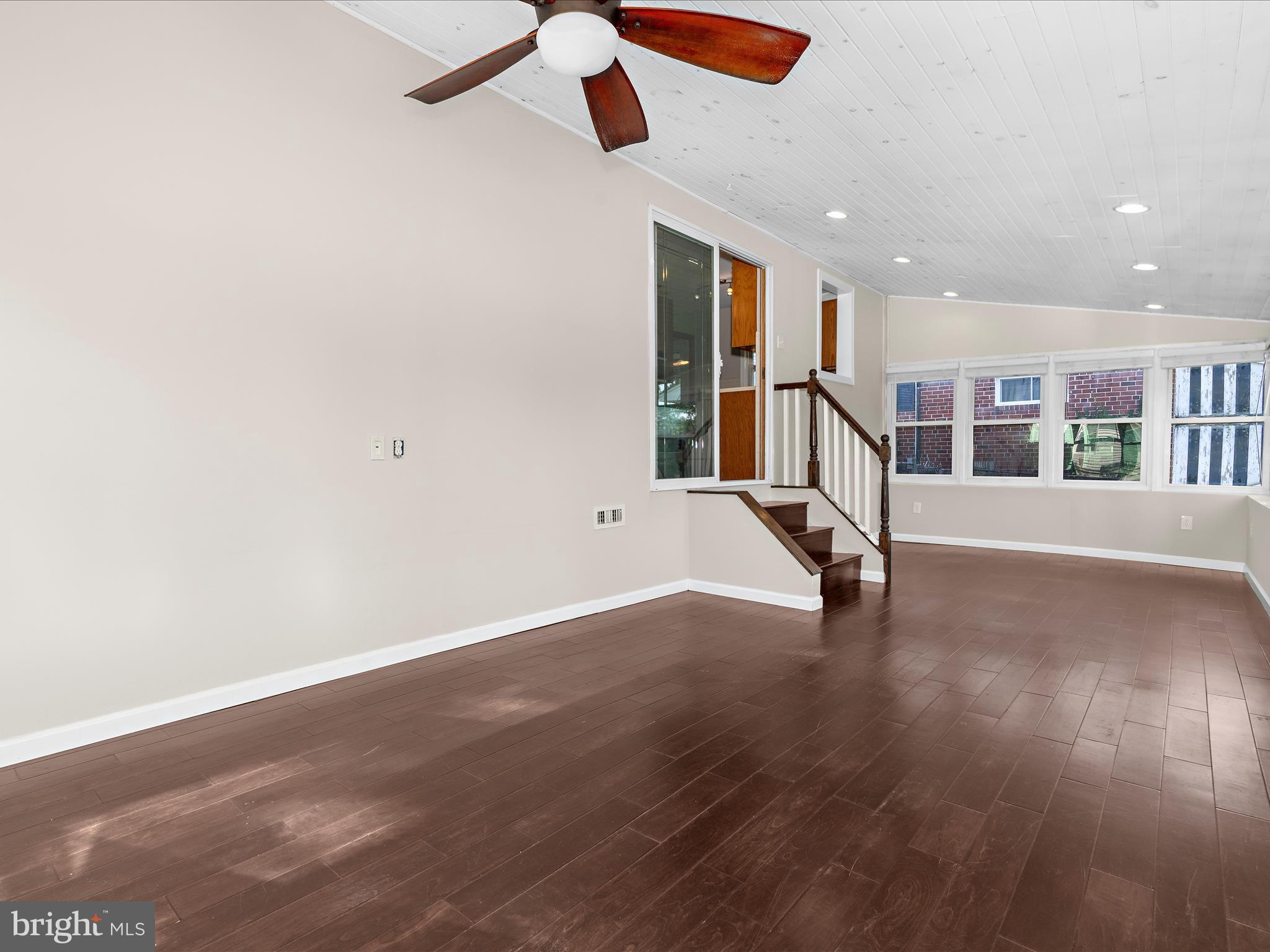 211 Arundel Road Pasadena, MD 21122 - Photo 17 of 50 Gallery Image 17