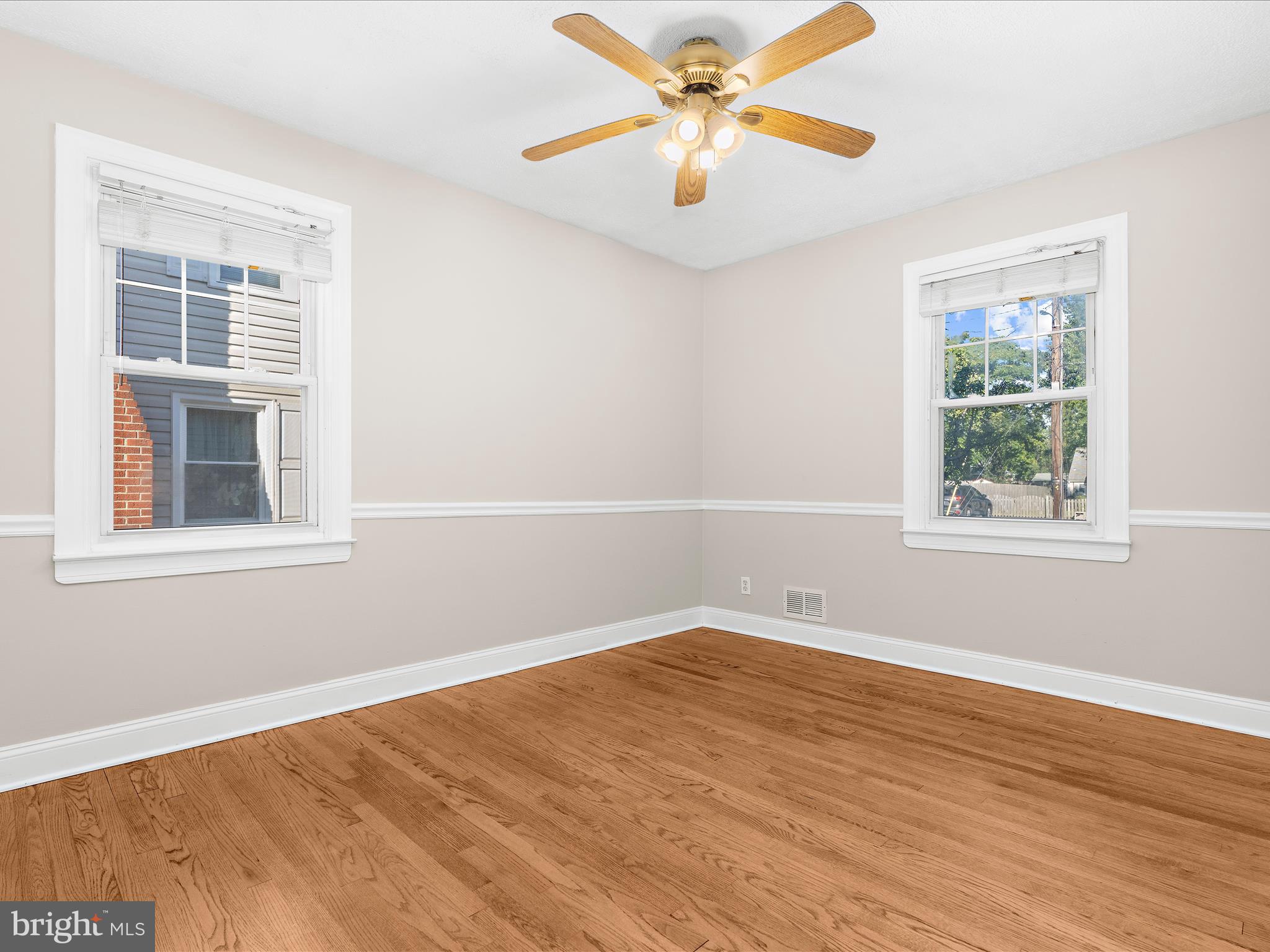 211 Arundel Road Pasadena, MD 21122 - Photo 7 of 50 Gallery Image 7