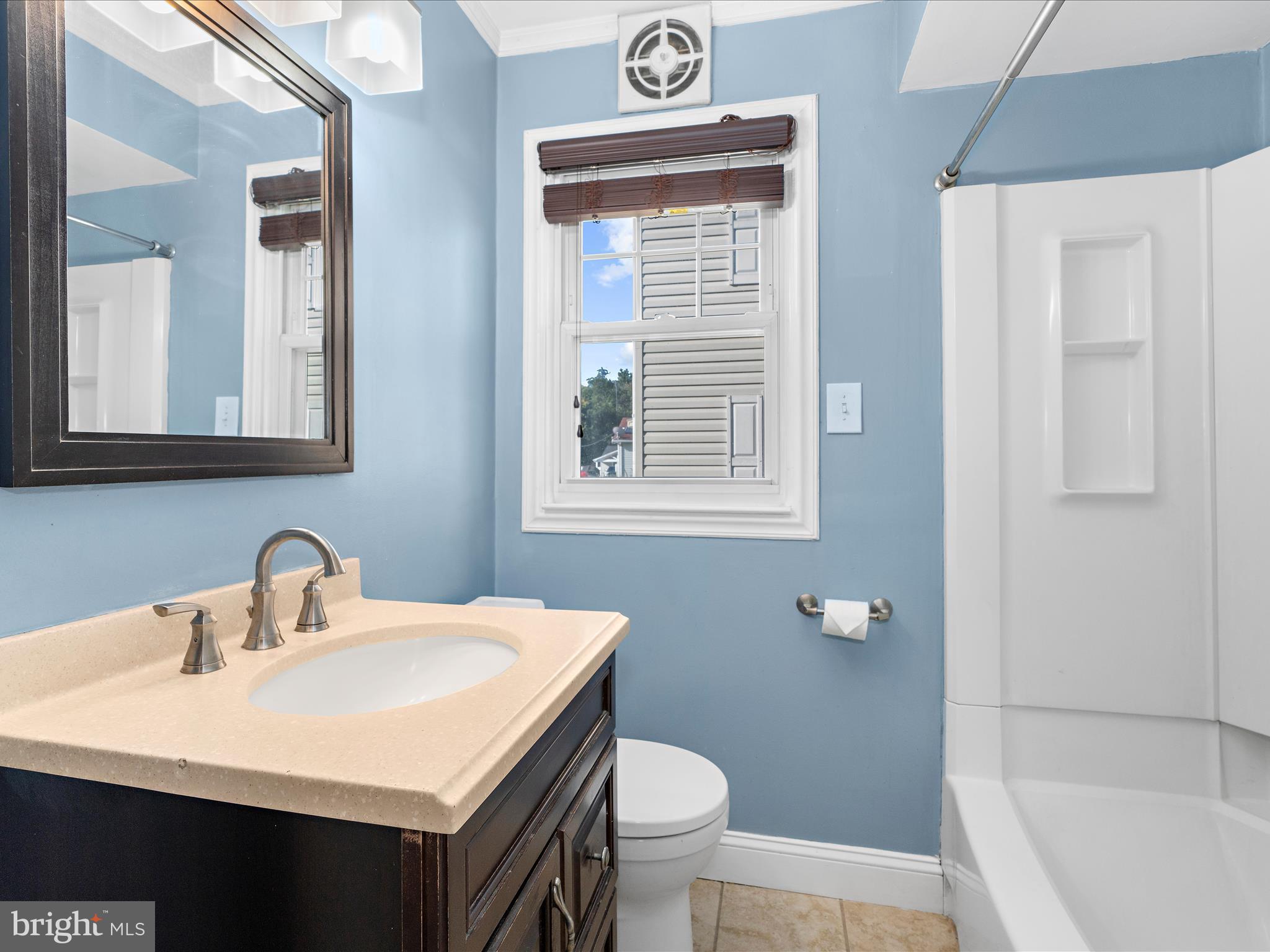 211 Arundel Road Pasadena, MD 21122 - Photo 10 of 50 Gallery Image 10