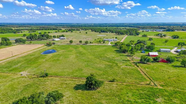 a view of an outdoor space and a yard