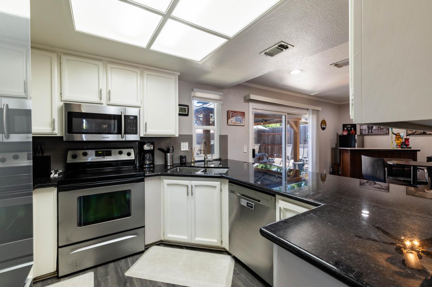 1358 Ridgerun Drive Roseville, CA 95747 - Photo 11 of 42