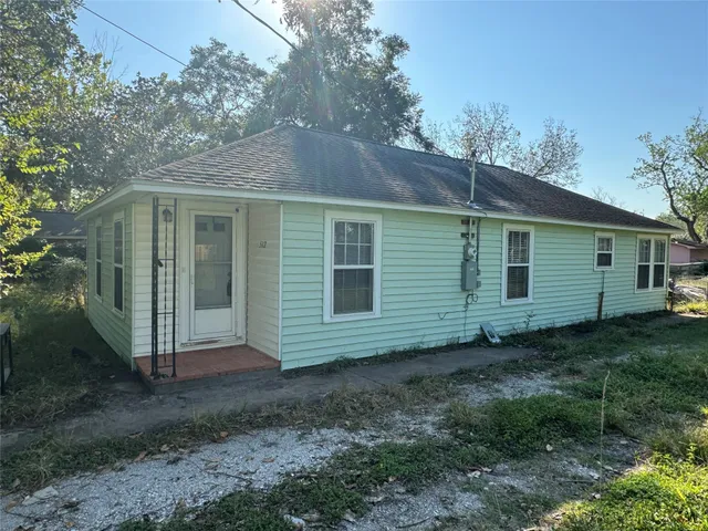 $1,550 | 512 Rice Street, Angleton, TX 77515