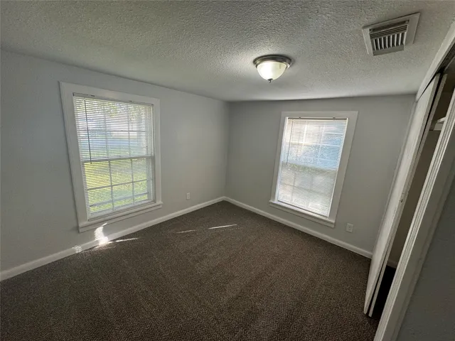 $1,550 | 512 Rice Street, Angleton, TX 77515