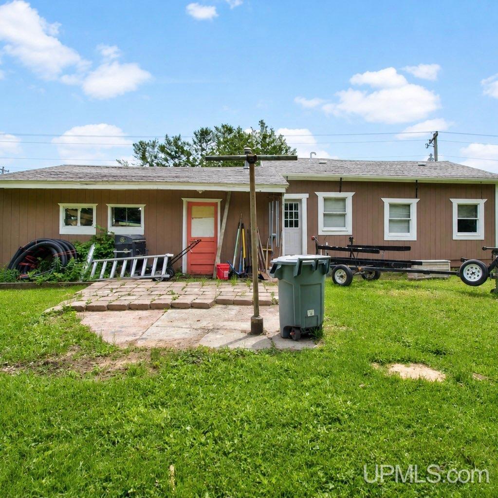 410 Intake Road Manistique, MI 49854 - Photo 11 of 13
