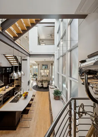 $5,000,000 | 2217 North Clybourn Avenue, Chicago, IL 60614