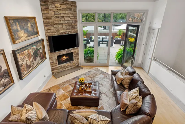 $5,000,000 | 2217 North Clybourn Avenue, Chicago, IL 60614