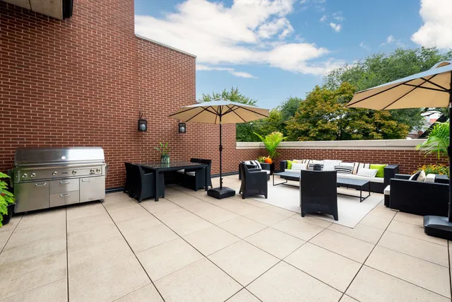 $5,000,000 | 2217 North Clybourn Avenue, Chicago, IL 60614