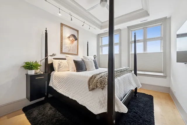 $5,000,000 | 2217 North Clybourn Avenue, Chicago, IL 60614