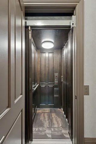 $5,000,000 | 2217 North Clybourn Avenue, Chicago, IL 60614