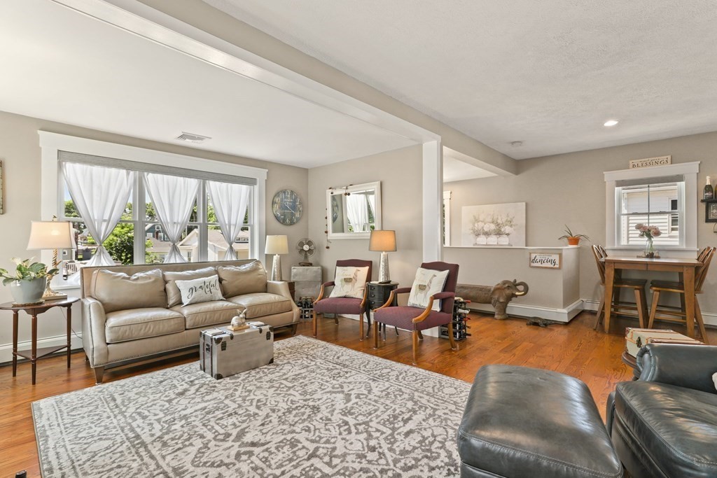 52 Curlew Road Quincy, MA 02169 - Photo 11 of 35