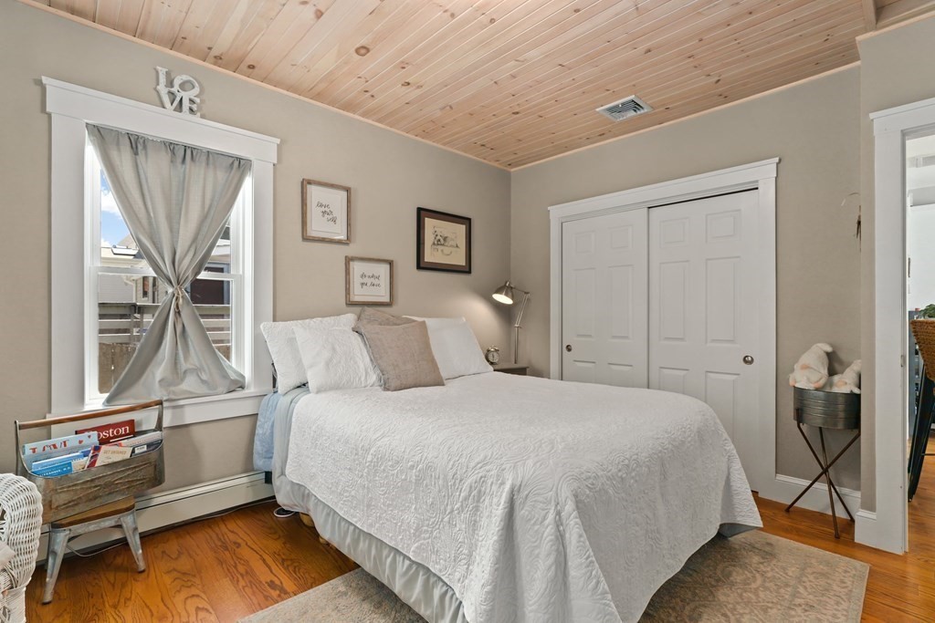 52 Curlew Road Quincy, MA 02169 - Photo 16 of 35