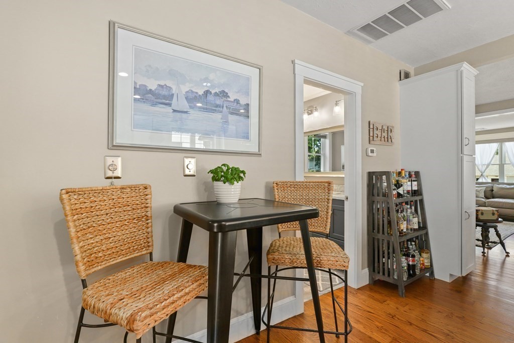 52 Curlew Road Quincy, MA 02169 - Photo 6 of 35