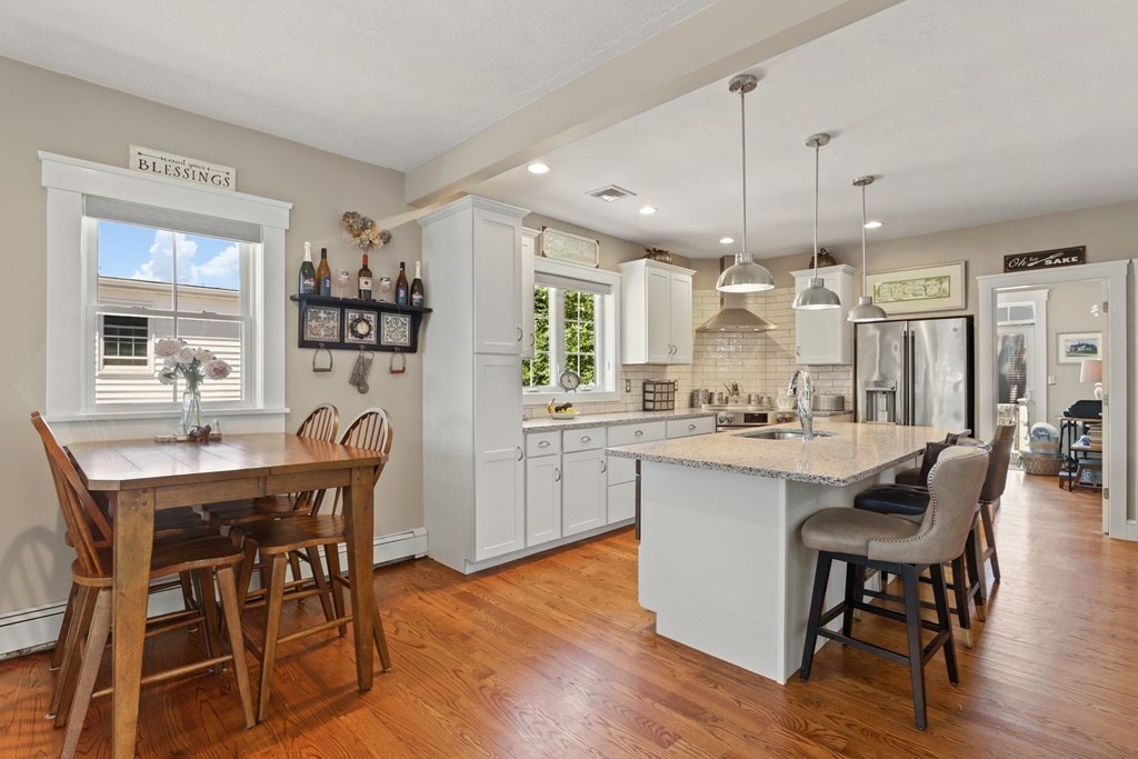 52 Curlew Road Quincy, MA 02169 - Photo 7 of 35